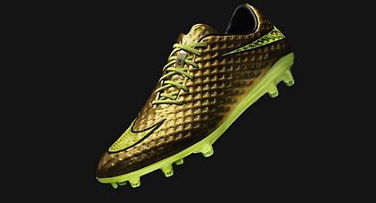 Ο Νεϊμάρ και η Nike Football παρουσιάζουν το συλλεκτικό Gold Hypervenom