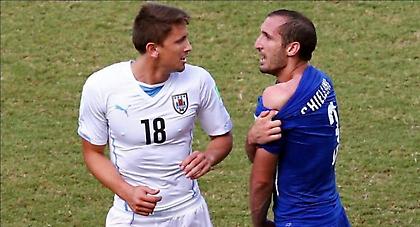 «Φίδι ο Σουάρες»!