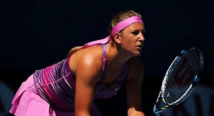 Εκτός η Αζαρένκα