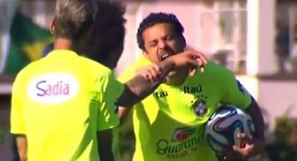 Πήγε να δαγκώσει (και) ο Φρεντ! (video)