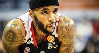 Αναμονή για Ντιλέινι, απομακρύνεται ο Μπράμος