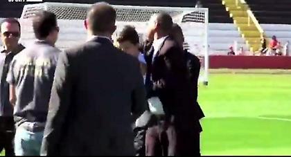 Τους την «έκανε» ο μικρός! (video)