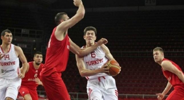 Τρομερή εμφάνιση Βεζένκοφ!