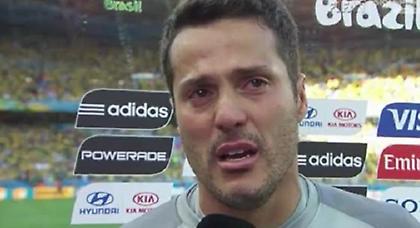 «Λύγισε» μπροστά στις κάμερες ο Σέζαρ (video)