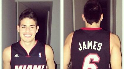 Ο Λεμπρόν αποθεώνει… Ροντρίγκες