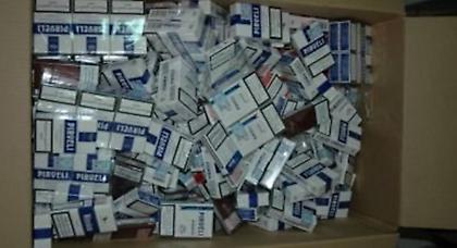 Χειροπέδες σε 4 άτομα για κατοχή τσιγάρων χωρίς την ειδική σήμανση