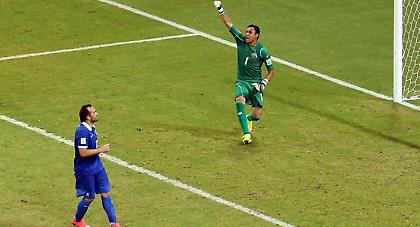 Νάβας: «Θυμήθηκα πώς εκτελεί πέναλτι ο Γκέκας»