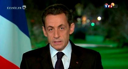 Κρατείται και ανακρίνεται ο Σαρκοζί