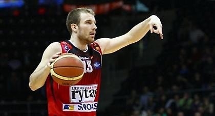 Φοράει… κοστούμι ο Γκετσεβίτσιους