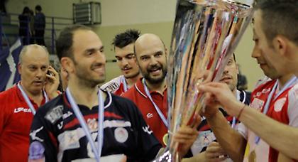 Ανανέωσε με Ολυμπιακό ο Στεφάνου