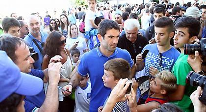 Τα ρίξαμε τα τείχη…