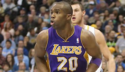 Πήραν Μικς οι Πίστονς