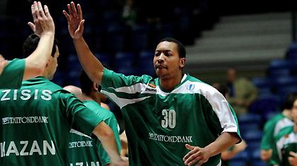 Κλείνει και Γκάουντλοκ η Φενέρ