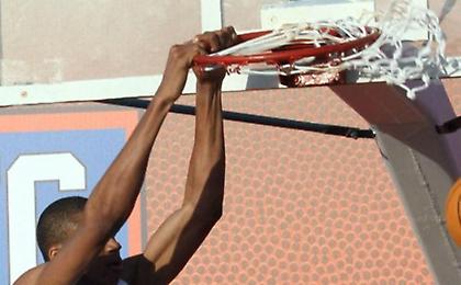 Ποια ομάδα υποστηρίζει ο Αντετοκούνμπο...