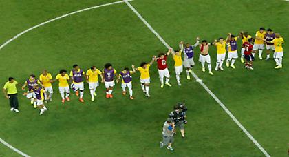 Τα πάντα εκτός από ομάδα...