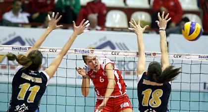 Στη Σαντορίνη και η Καρπουζά