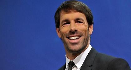 Σα να ήταν Βραζιλία ο Φαν Νίστελροι (video)