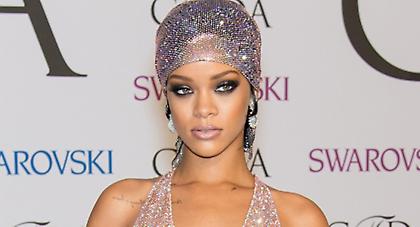 Η Rihanna αφιερώνει στην Ολλανδία (pic)