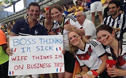 Τα πιο εμπνευσμένα πανό του Μουντιάλ! (pics)