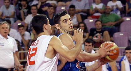 Αγωνία για Παπαπέτρου