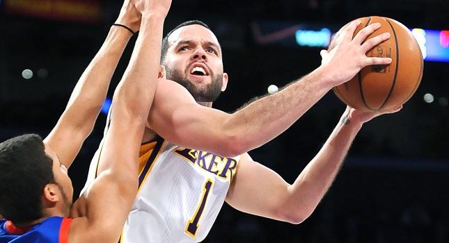 Στους Κλίπερς ο Φάρμαρ