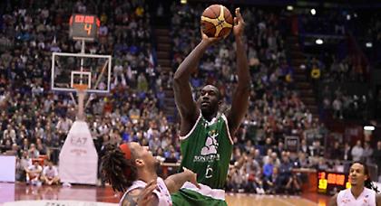 Καταλήγει σε Χάντερ, αλλά…