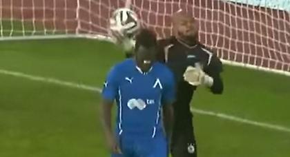 Αυτό παθαίνεις όταν τα βάζεις με Αλγερινό (τερματοφύλακα)