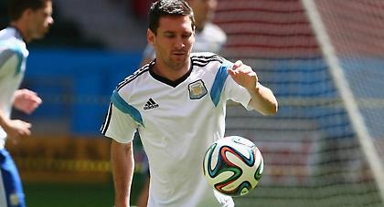 Ο Μέσι «χαϊδεύει» την μπάλα (video)