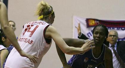 Παραμένει η Τζόνσον