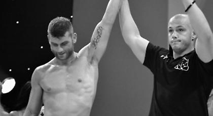 Έπαιζε με σπασμένο σαγόνι