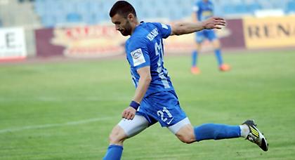 Τριπλό «χτύπημα» η ΑΕΛ