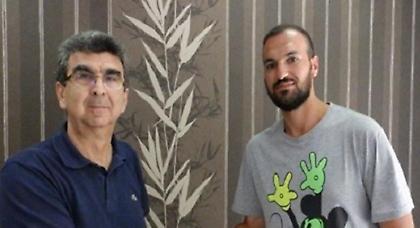 Παραμένει στα ασπρόμαυρα ο Γουργούμης