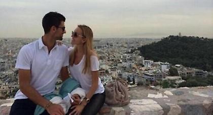Πήρε το κορίτσι ο Τζόκοβιτς (pics)