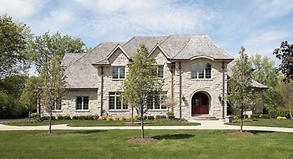 Έβαλε πωλητήριο στο παλάτι λόγω μετεγγραφής