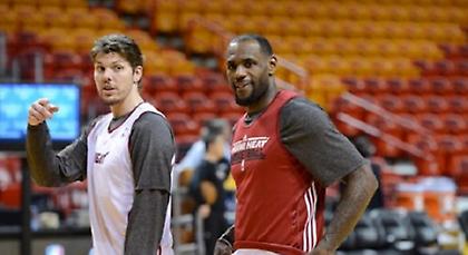 Ξανάσμιξε με Λεμπρόν ο Μίλερ