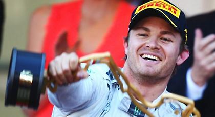 Συμβόλαιο... ζωής με Ρόσμπεργκ η Mercedes