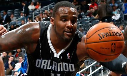 Ανανέωσε με Κλίπερς ο Ντέιβις