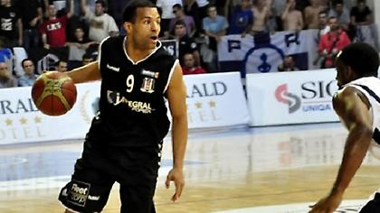 Μένει το «πολυβόλο» της Μπεσίκτας