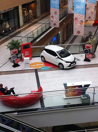 Το νέο Aygo κάνει… ψώνια στο the Mall Athens