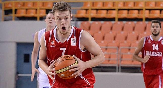 Άστοχος, αλλά νταμπλ-νταμπλ ο Βεζένκοφ