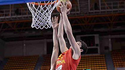 Πολύ… buzzer-beater (video)