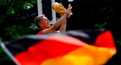 Έσπασαν το τρόπαιο του Μουντιάλ!