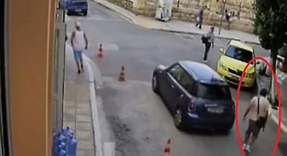 Συγκλονιστικό video με τον Μαζιώτη να κυκλοφορεί με το όπλο στο χέρι