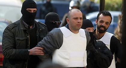 Έρευνες στα Πατήσια για την γιάφκα Μαζιώτη