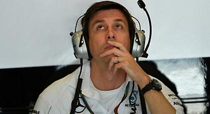 Αφεντικό της F1 σακατεύτηκε με… ποδήλατο