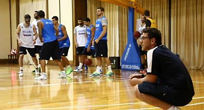 Σκληρή δουλειά και… «Ελλάς!» (video)