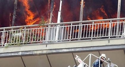 Πυρκαγιά ξέσπασε σε αποθήκη στον Κολωνό