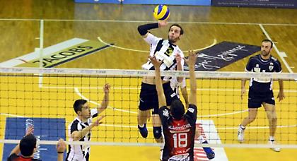 Διπλό «χτύπημα» στη Σύρο