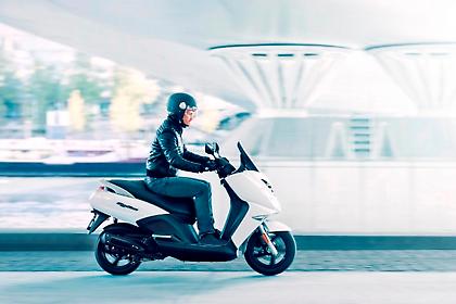 Προσιτή πολυτέλεια το νέο Peugeot Citistar