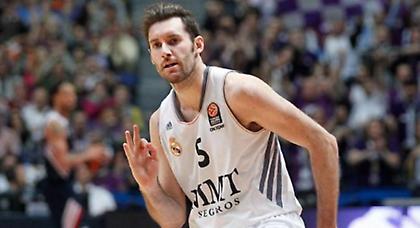 Κάνει «βασιλιά» τον Φερνάντεθ